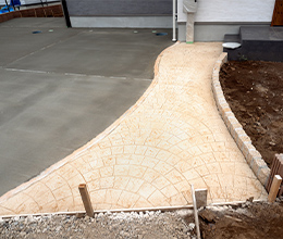 玄関アプローチ